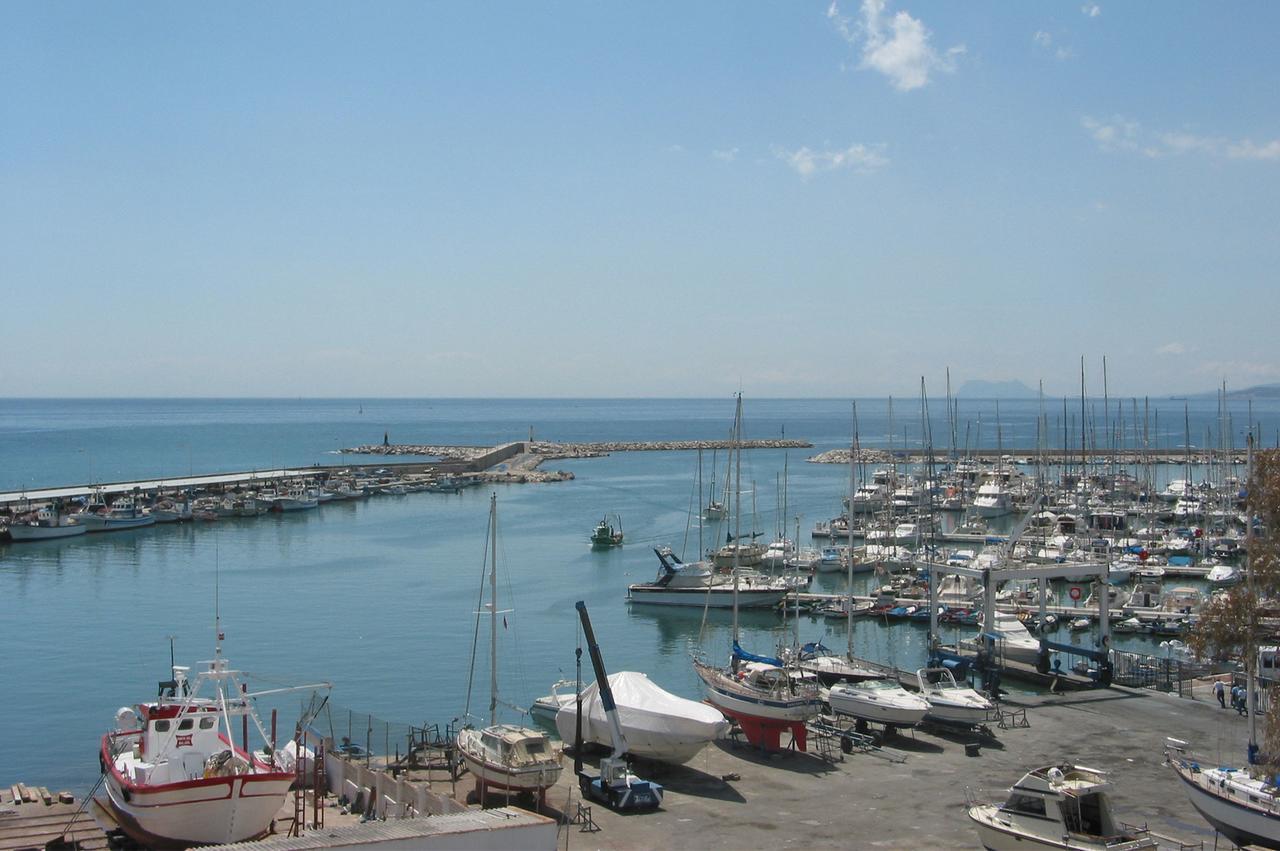 Appartement Fragata à Estepona Extérieur photo